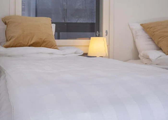 Compact 2bdr With Private Sauna Apartamento